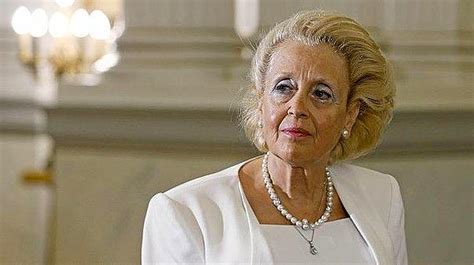 Y­u­n­a­n­i­s­t­a­n­ ­M­e­c­l­i­s­i­n­d­e­ ­İ­l­k­ ­K­a­d­ı­n­ ­B­a­ş­b­a­k­a­n­